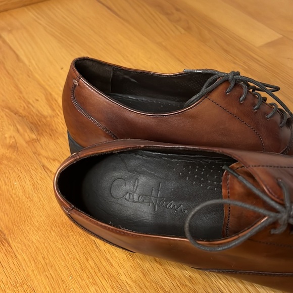 Men’s Cole Haan Cognac Cap toe NikeAir sole Dress shoes, size 10 - Picture 4 of 5